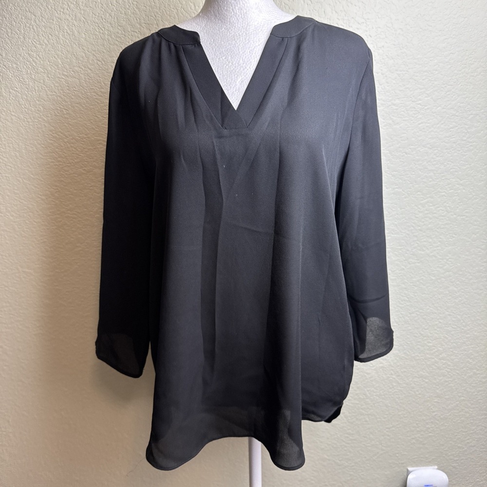 Chaus Women's Top Black 3/4 Roll Tab Sleeves High-Low Size S V-Neck Tunic Career